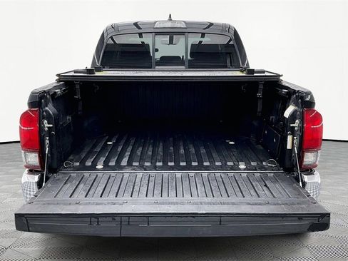 Used 2019 Toyota Tacoma SR5 image 18
