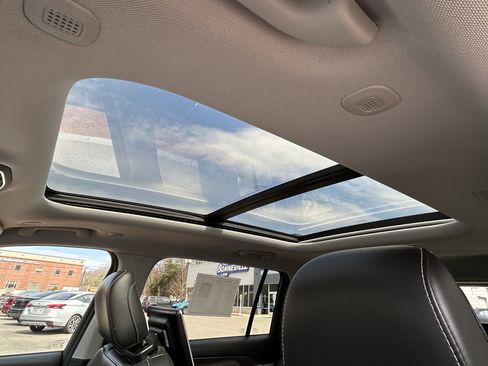 Used 2021 Jeep Grand Cherokee L Limited w/ Trailer Tow Group (B) image 49