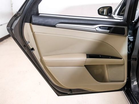 Used 2014 Ford Fusion SE FWD image 54