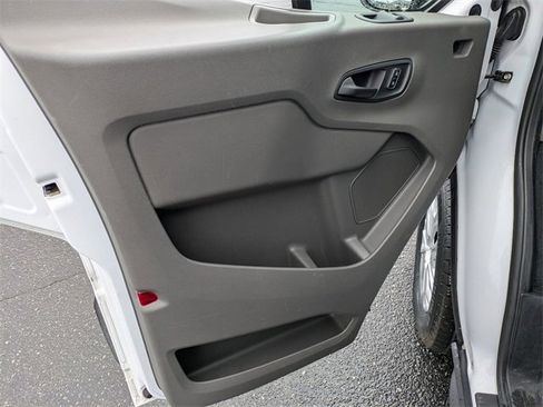 Used 2023 Ford Transit 350 XLT image 12