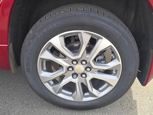 Used 2020 Chevrolet Traverse Premier image 16