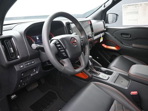 New 2026 Nissan Frontier PRO-4X w/ Pro Premium Package AWD/4WD image 18