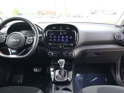 Used 2023 Kia Soul GT-Line FWD image 39