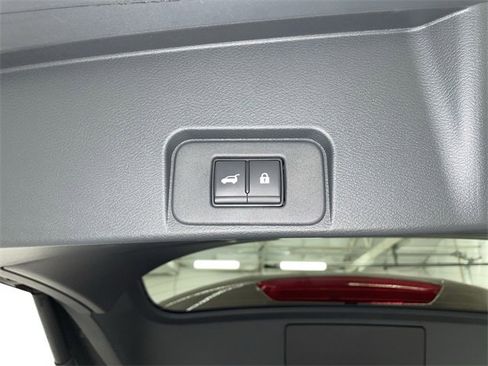 Certified 2024 Nissan Rogue SV w/ SV Premium Package image 17