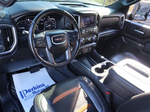 Used 2020 GMC Sierra 2500 AT4 w/ Technology Package image 33
