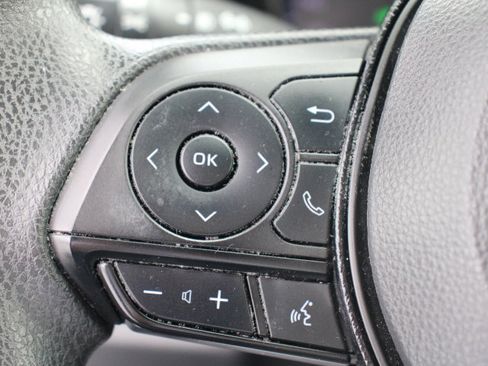 Certified 2021 Toyota RAV4 XLE w/ Convenience Package image 25