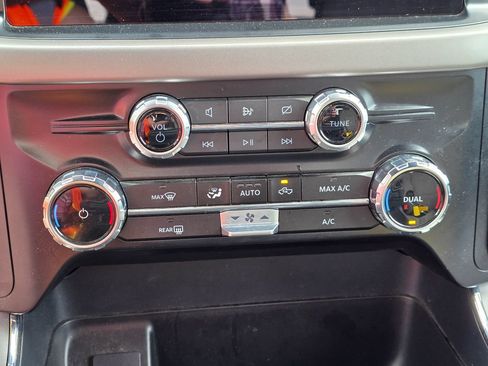 Used 2024 Ford F150 XLT w/ FX4 Off-Road Package AWD/4WD image 18