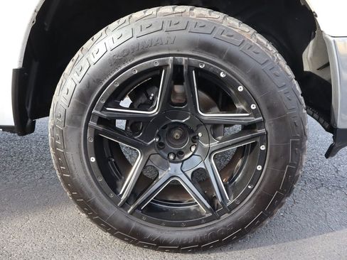 Used 2016 RAM 1500 Classic SLT image 42