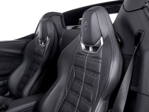 Used 2025 Ferrari 296 GTS RWD image 20