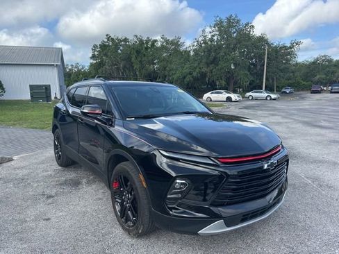 Used 2024 Chevrolet Blazer LT w/ Sound & Technology Package FWD image 7