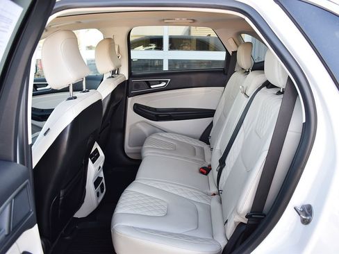 Used 2024 Ford Edge Titanium w/ Titanium Elite Package image 6