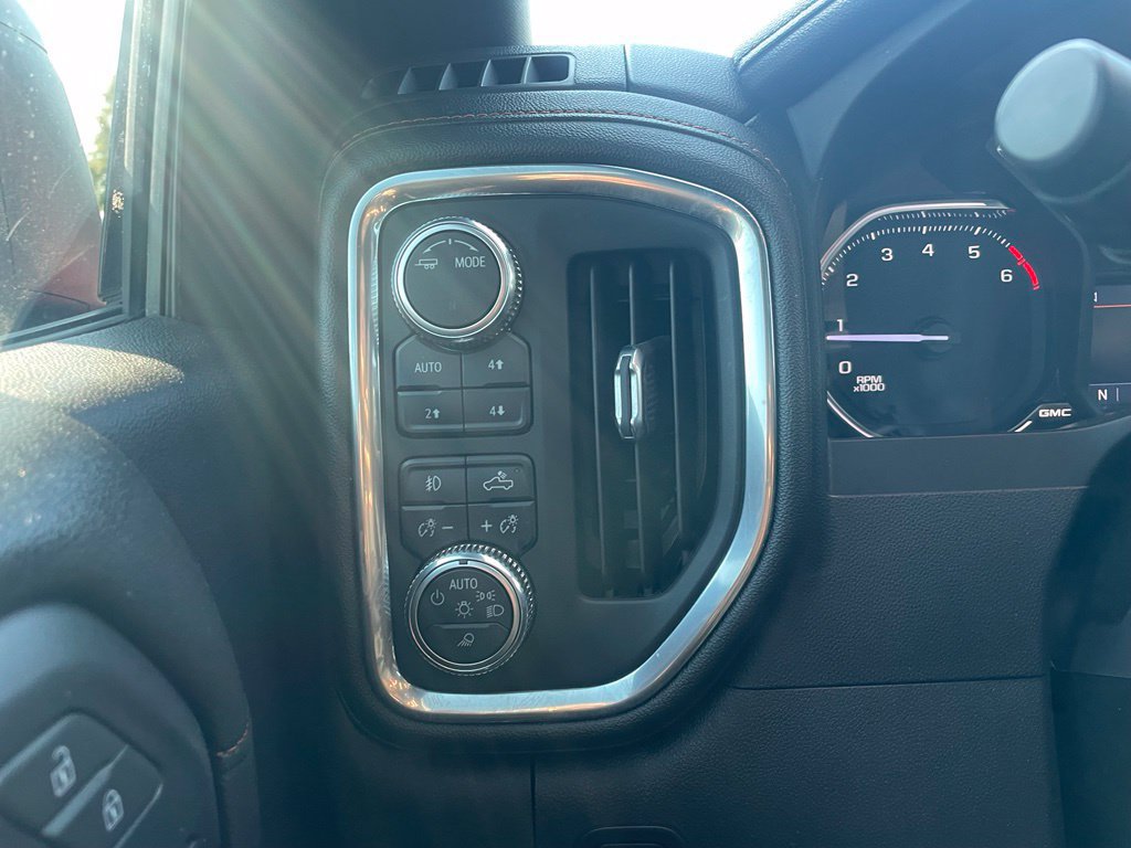 Used 2021 GMC Sierra 1500 AT4 AWD/4WD image 15