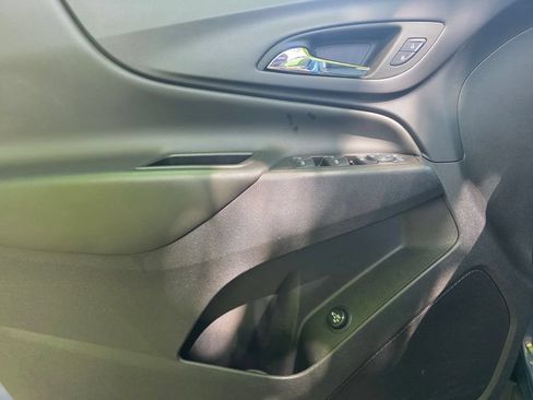 Used 2024 Chevrolet Equinox LT AWD/4WD image 14