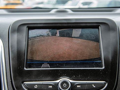 Used 2021 Chevrolet Equinox LT image 12