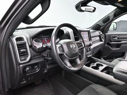 Used 2020 RAM 1500 Big Horn AWD/4WD image 12