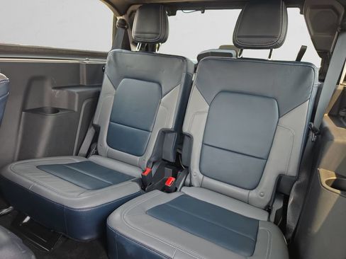 Used 2021 Ford Bronco Outer Banks w/ Sasquatch Package AWD/4WD image 15