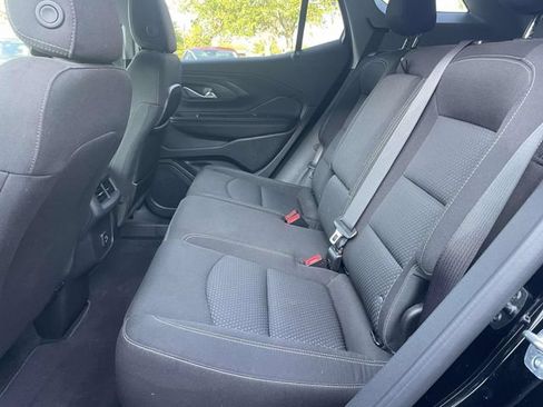 Used 2024 GMC Terrain SLE w/ Driver Convenience Package FWD image 11