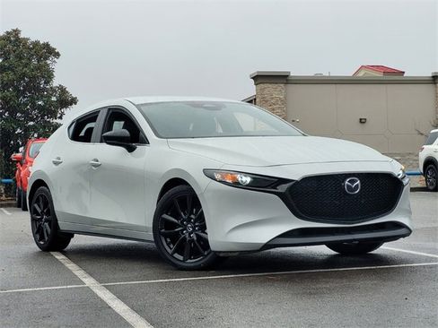 Used 2024 MAZDA MAZDA3 s image 21