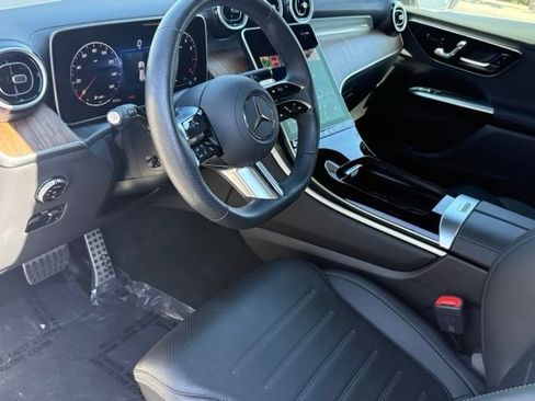 Used 2026 Mercedes-Benz GLC 300 image 10