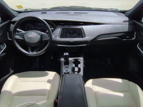 Used 2019 Cadillac XT4 Sport w/ Cold Weather Package FWD image 15