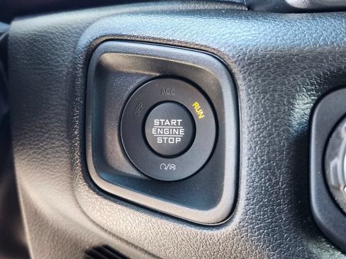 New 2026 Jeep Gladiator Sport AWD/4WD image 23