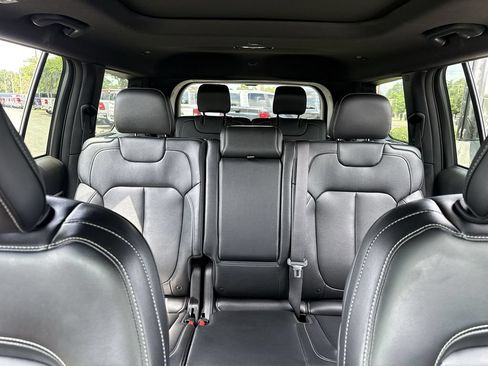 Used 2024 Jeep Grand Cherokee L Limited w/ Black Appearance Package AWD/4WD image 32
