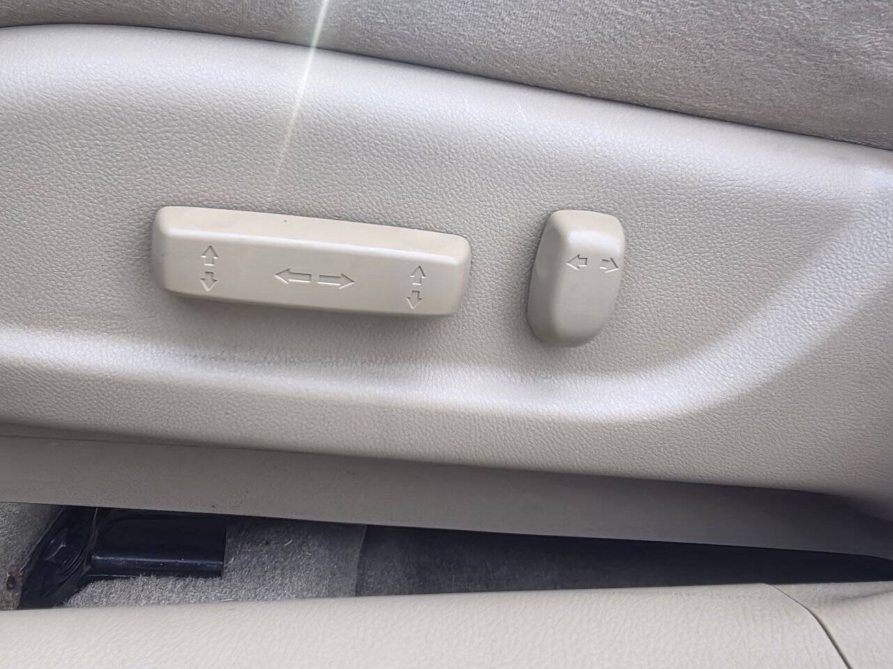 Used 2012 Honda Accord LX image 19