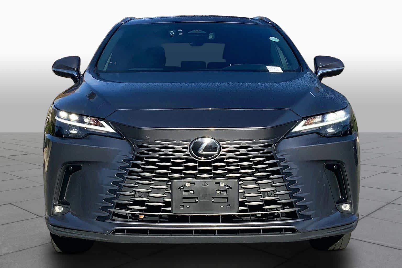 Used 2023 Lexus RX 350h w/ Accessory Package (2T) AWD/4WD image 4