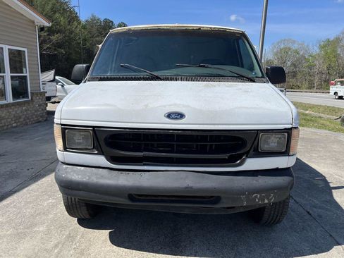 Used 1998 Ford E-250 and Econoline 250 RWD image 3