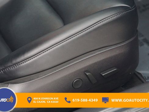 Used 2019 Tesla Model 3 Long Range image 16