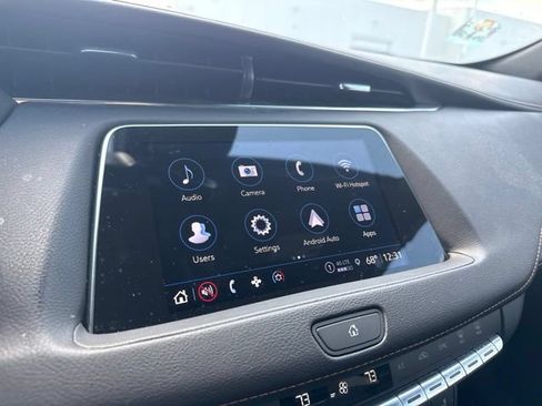 Used 2023 Cadillac XT4 Sport AWD/4WD image 17