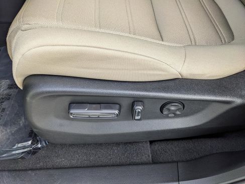 Used 2021 Honda CR-V EX image 18