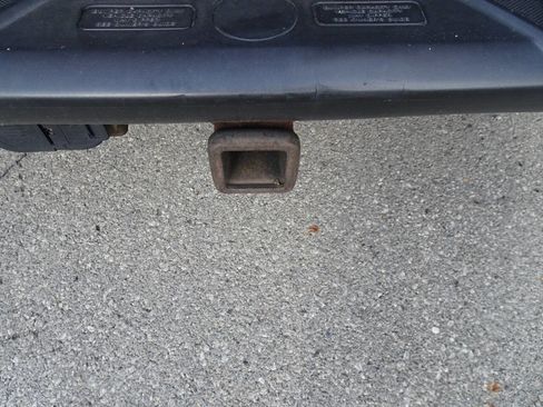 Used 2014 Ford F150 XLT w/ Equipment Group 302A Luxury image 10