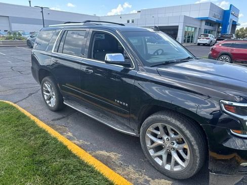 Used 2017 Chevrolet Tahoe Premier AWD/4WD image 5