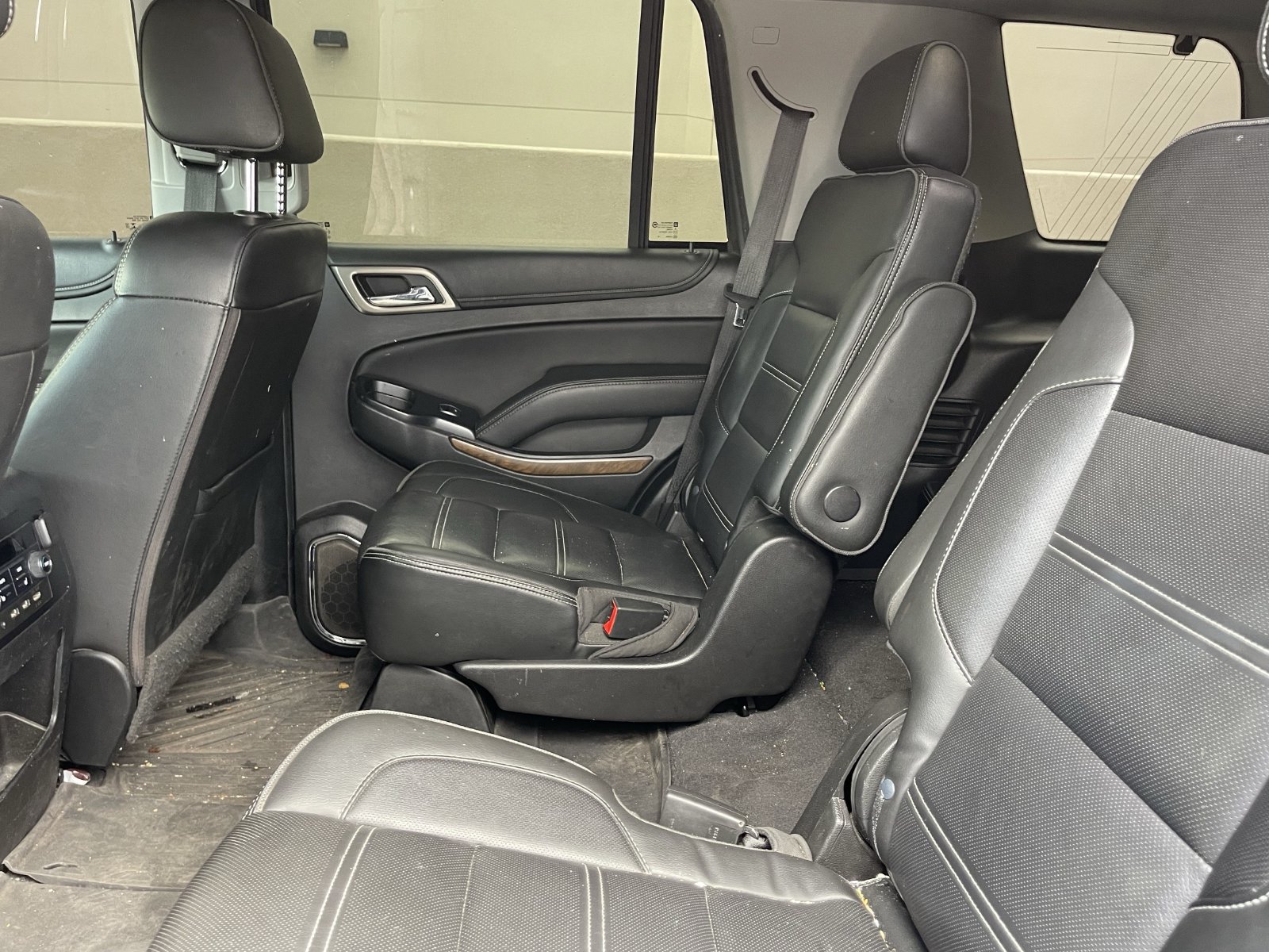 Used 2020 GMC Yukon Denali w/ Denali Ultimate Package AWD/4WD image 9