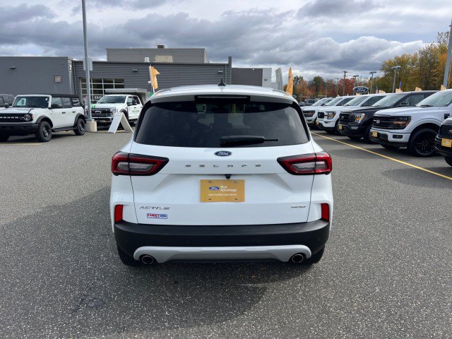 Used 2023 Ford Escape Active w/ Tech Pack #2 AWD/4WD image 4