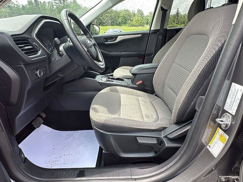 Certified 2022 Ford Escape SE w/ Cold Weather Package AWD/4WD image 21