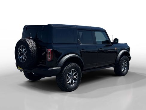 Certified 2025 Ford Bronco Badlands AWD/4WD image 5