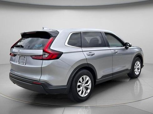 Used 2025 Honda CR-V LX image 7