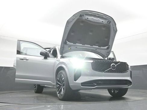 New 2026 Volvo XC90 B6 Ultra w/ Lounge Package image 56