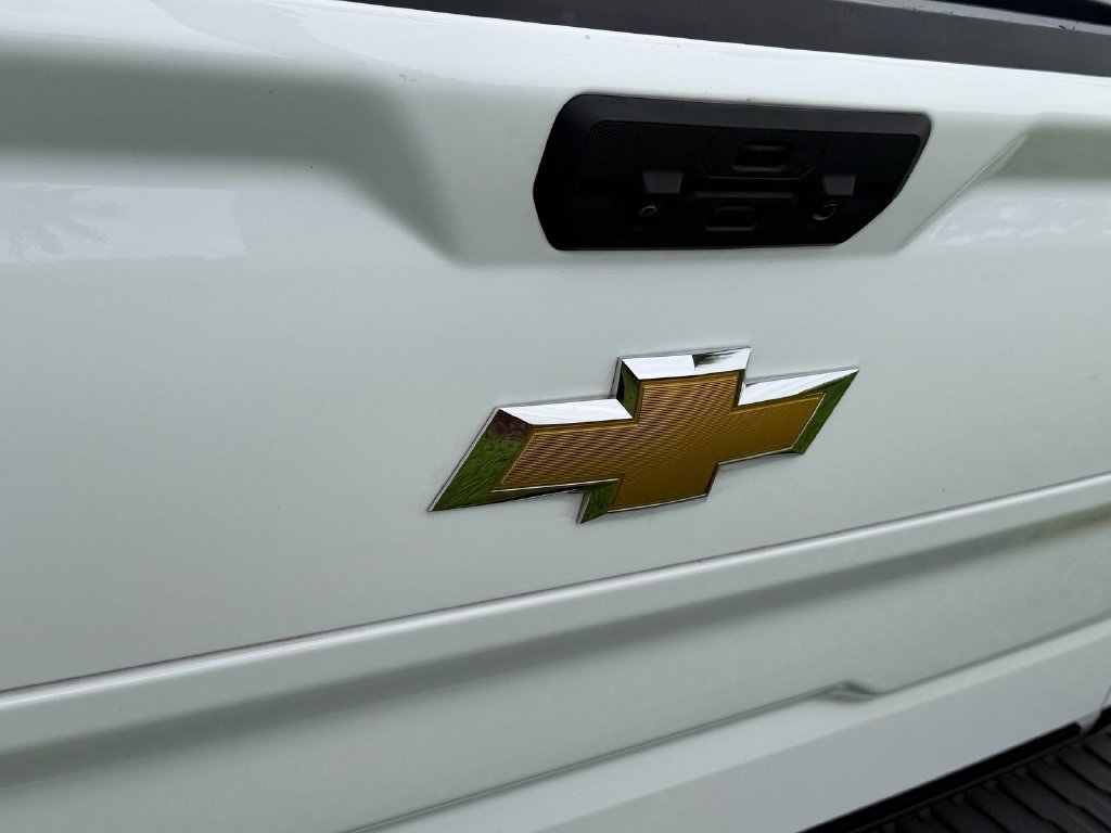 Used 2024 Chevrolet Silverado 1500 LT w/ Protection Package RWD image 12