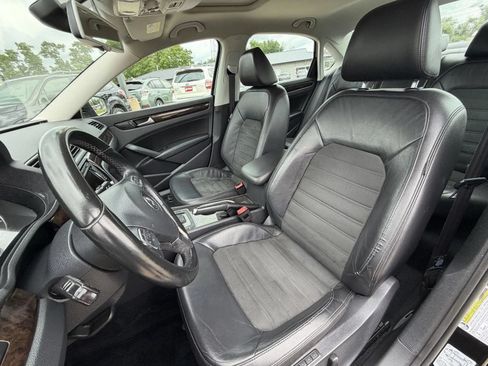 Used 2014 Volkswagen Passat 1.8T SEL Premium FWD image 13