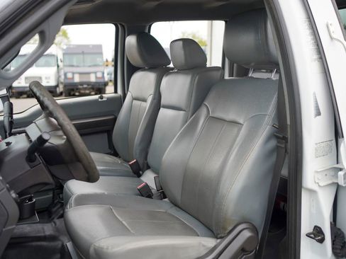 Used 2016 Ford F550 4x4 Crew Cab Super Duty image 42