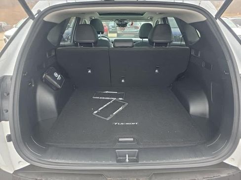 Used 2023 Hyundai Tucson Limited image 13