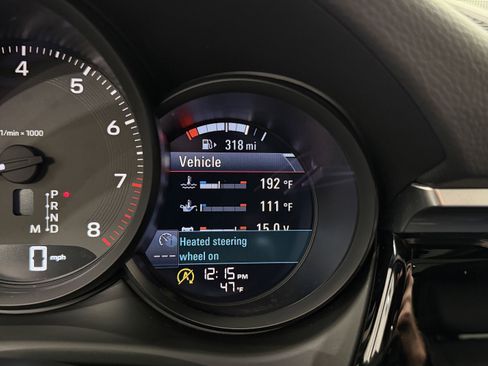 Certified 2024 Porsche Macan image 53