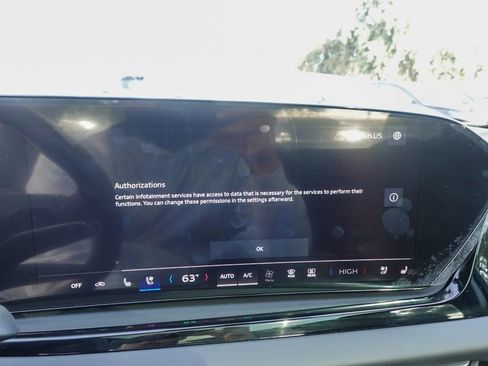 Used 2025 Audi A5 2.0T Premium Plus w/ Premium Plus image 16