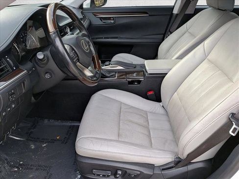 Used 2016 Lexus ES 350 image 17