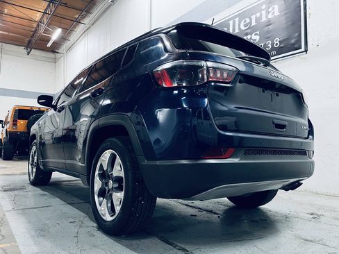 Used 2021 Jeep Compass Limited FWD image 4