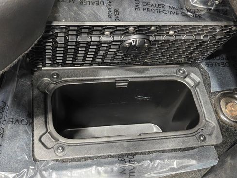 Used 2014 RAM 2500 Laramie w/ Convenience Group AWD/4WD image 30
