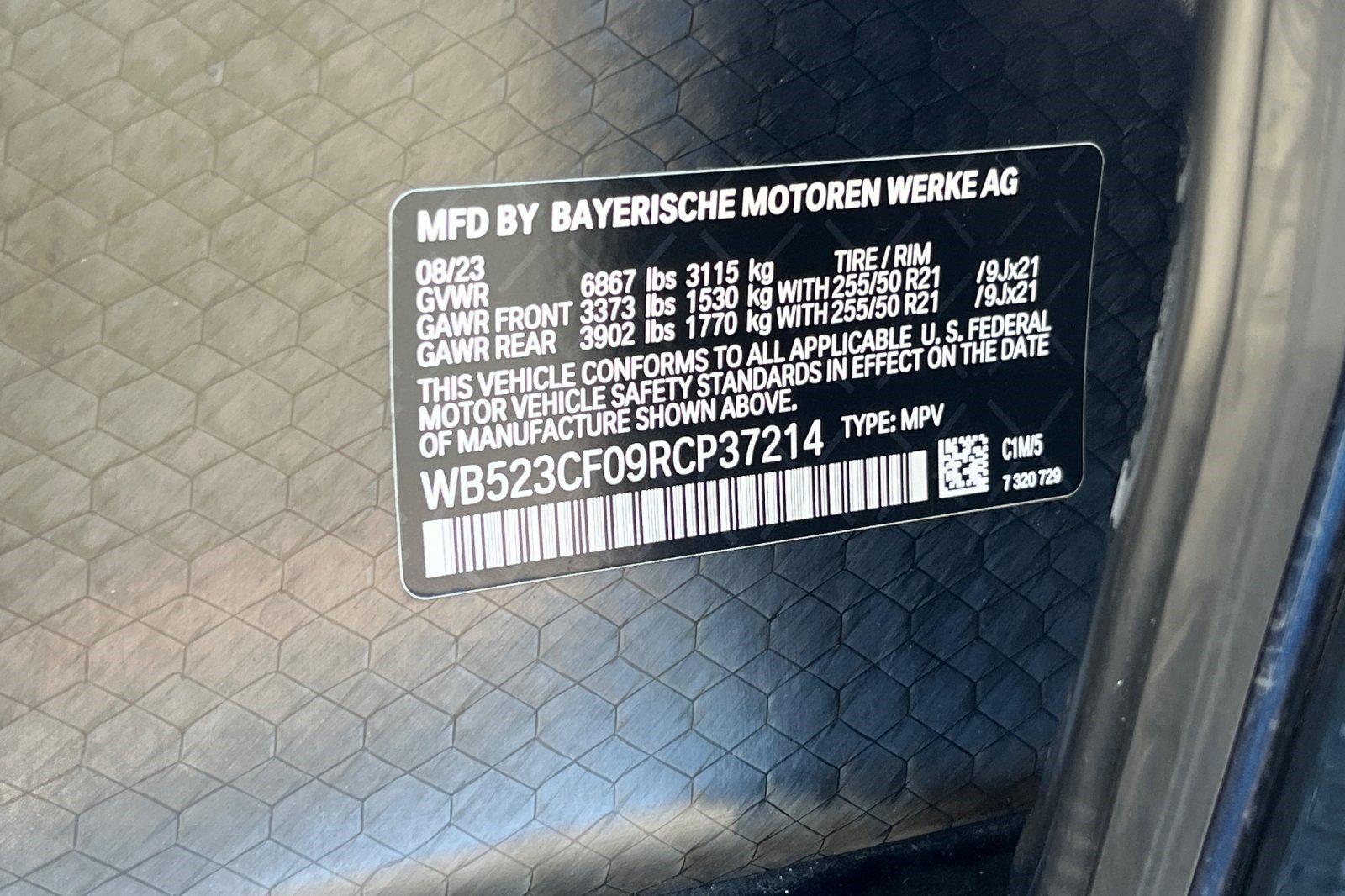 Used 2024 BMW iX xDrive50 w/ Sport Package AWD/4WD image 10
